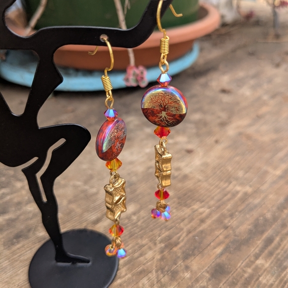 Cinnamon Crystal Tree Earrings - Picture 3 of 9